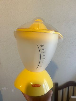 Exprimidor eléctrico Altilux