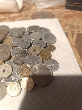 Lote a peso 800 gr. Monedas Españolas Franco y Rey