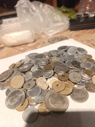 Lote a peso 800 gr. Monedas Españolas Franco y Rey