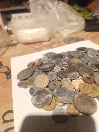 Lote a peso 800 gr. Monedas Españolas Franco y Rey