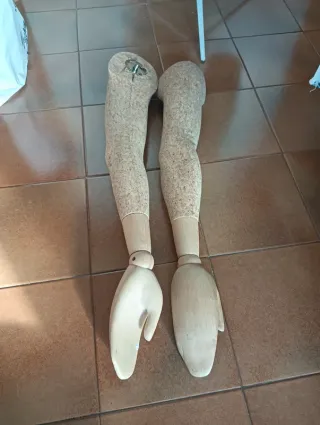 Manichino uomo sughero con piedistallo