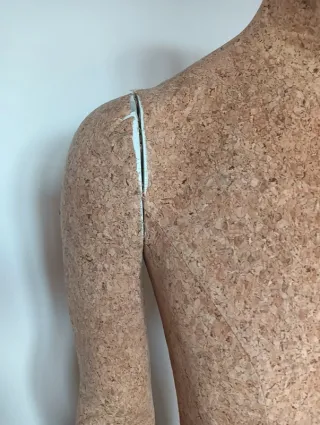 Manichino uomo sughero con piedistallo