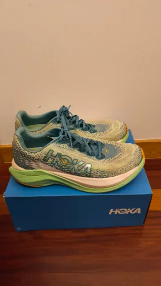 Hoka Mach X
