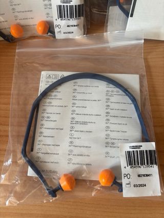 Lotto vario abbigliamento da lavoro dpi