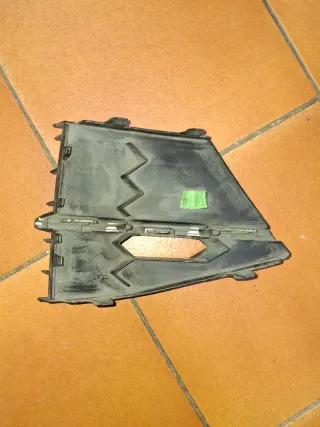 Rejilla delantera Skoda Superb