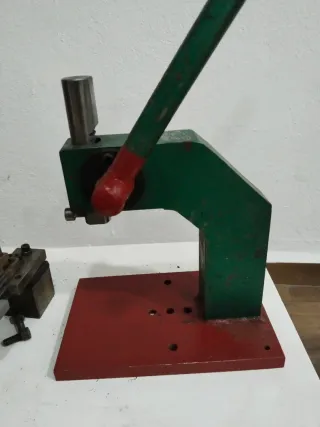 Prensa manual de hierro