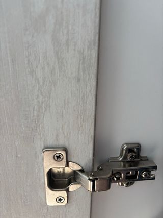 Dormitorio juvenil casi nuevo. Muy poco uso.