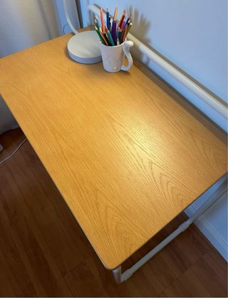 Escritorio infantil Tinn de Kave Home