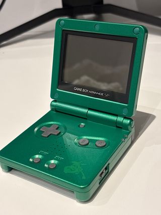Game Boy Advance SP