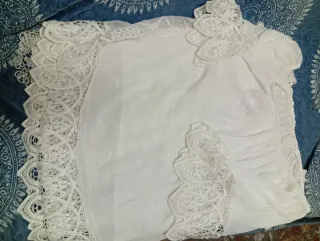 4 Blusas de Puntilla Talla Única. Precio todo