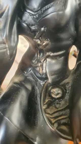 Reproducción Escultura Urregui Mujer con Cántaro