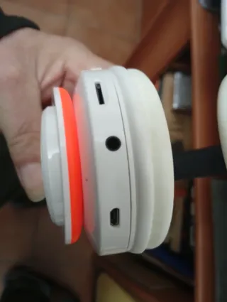 Auriculares Inalámbricos Naranja y Blanco