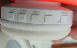 Auriculares Inalámbricos Naranja y Blanco