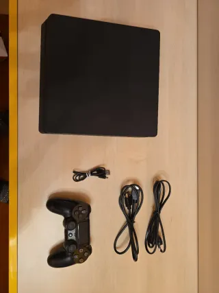 PlayStation 4 Slim 500GB Completa