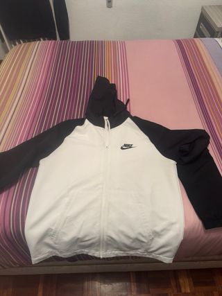 Sudadera Nike Hombre Blanca y Negra