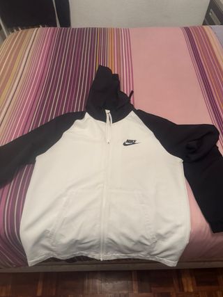 Sudadera Nike Hombre Blanca y Negra