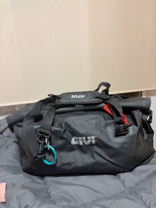 Bolsa de moto Givi 60L negra