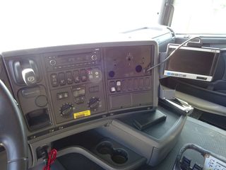 Scania G 400-CAMIONES PORTAMAQUINARIAS