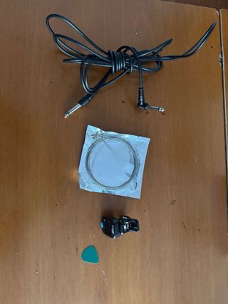 Guitarra Eléctrica Estilo LP + Amplificador