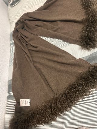 Pañuelo Zara efecto pelo marrón