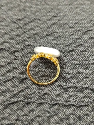 Anillo ajustable dorado perla agua dulce barroco