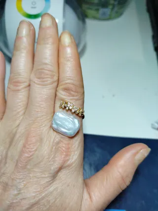 Anillo ajustable dorado perla agua dulce barroco