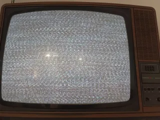 Televisor antiguo Telefunken PalColor