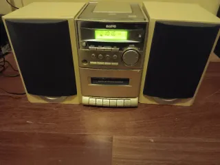 Radio CD Cassette Sanyo Beige/Negro