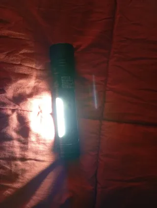 Linterna de emergencia LED