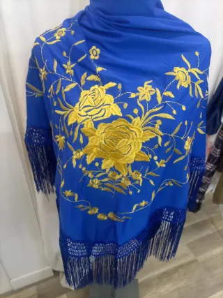 Mantón Flamenco Bordado Azul y Dorado