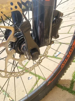 Horquilla FOX Rhythm 32 y 100mm 29" *URGE VENTA*