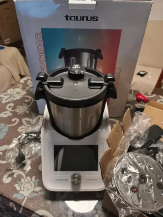 Robot de cocina Taurus