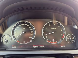 BMW Serie 750i 408cv