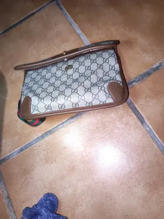 Piccolo borsellino Gucci Beige e Marrone