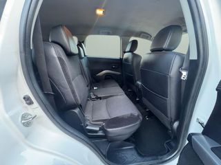 Mitsubishi Outlander 2.2 DID 7 PLAZAS AUTOMATICO