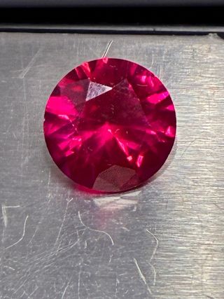 Rubí Mogok Birmano 4.00 Ct Impecable