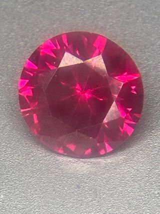 Rubí Mogok Birmano 4.00 Ct Impecable