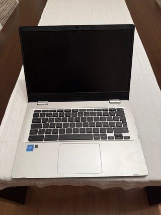 Asus Chromebook 4GB RAM 64GB