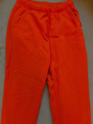 Chándal naranja con cordón