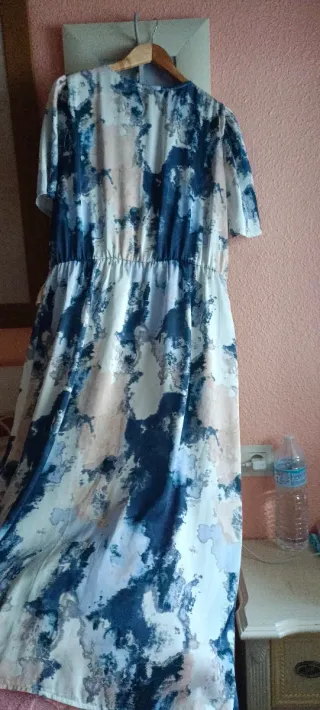 Vestido largo cruzado estampado