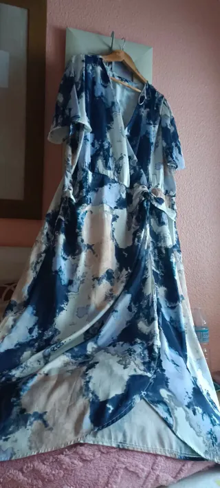 Vestido largo cruzado estampado