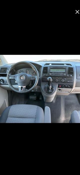 Volkswagen Transporter T5 2011