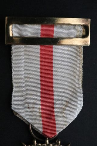 Medalla Cruz Mérito Militar Blanco Pensionada