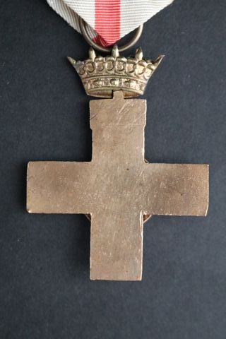 Medalla Cruz Mérito Militar Blanco Pensionada