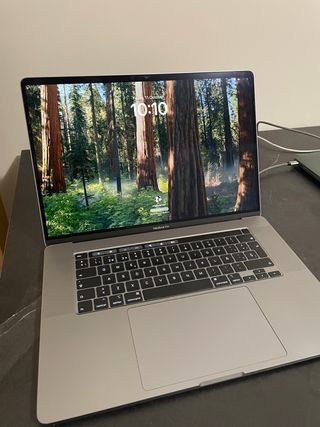 MacBook Pro i9 2019 Gris Espacial