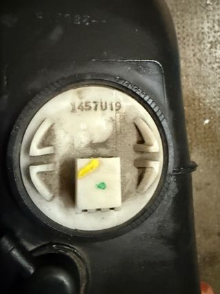 Depósito de gasolina +bomba de gasolina