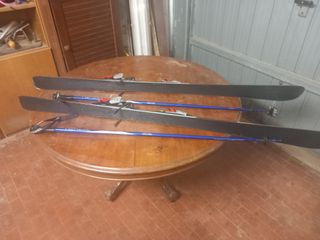 Sci Tua Ski 165 cm con bastoncini