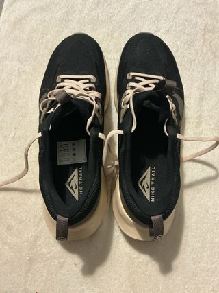 Nike Juniper Trail sin usar