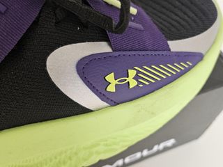 Zapatillas Under Armour T44 Nuevas
