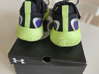 Zapatillas Under Armour T44 Nuevas